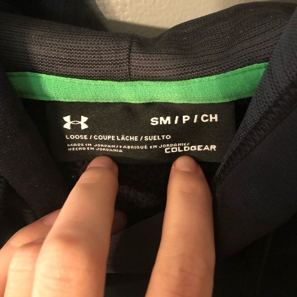 Under armour sweatshirt - Picture 2 of 3